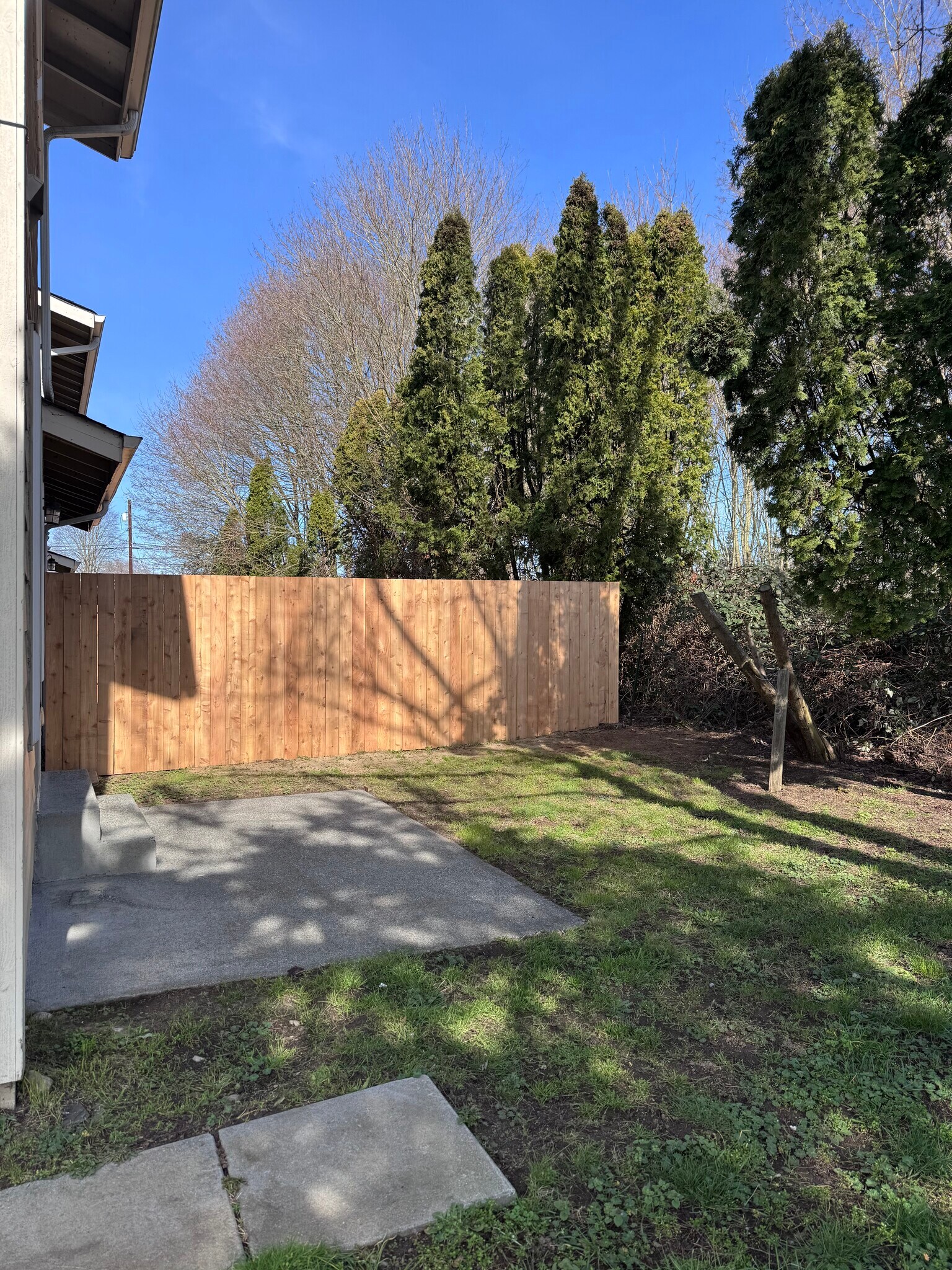 Building Photo - 92 Quinn Ave