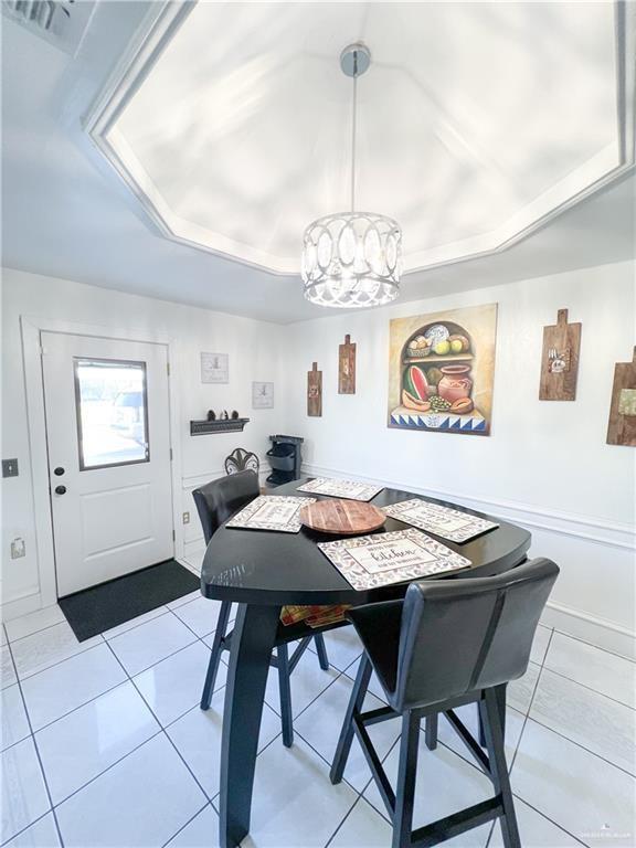 Building Photo - 23 Western Rd