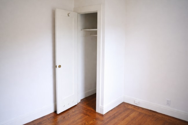 Building Photo - Girard72