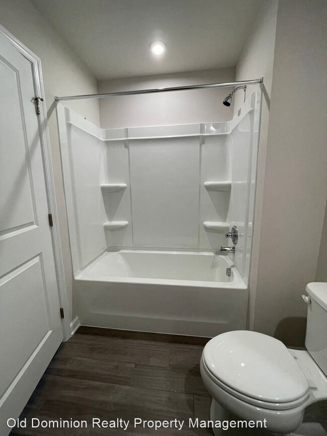 Building Photo - 4 br, 2.5 bath House - 2185 Tailor Drive