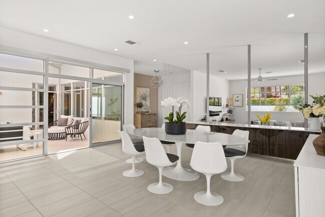 Building Photo - 48674 Vista Viejo Dr
