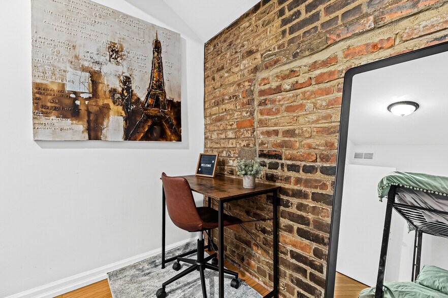 Building Photo - 429 N Washington Ave