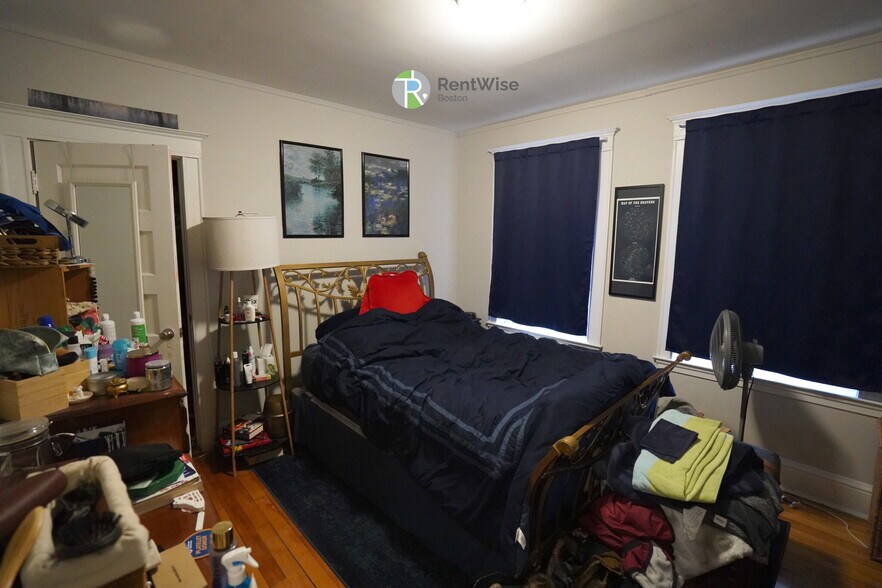 Building Photo - 218 South St