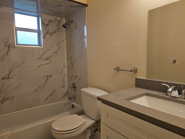 Building Photo - 4678 Myla Ln