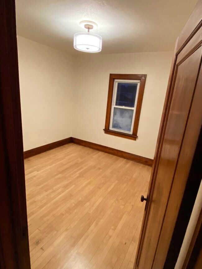 Bedroom 2 - 2240 E Vollmer Ave