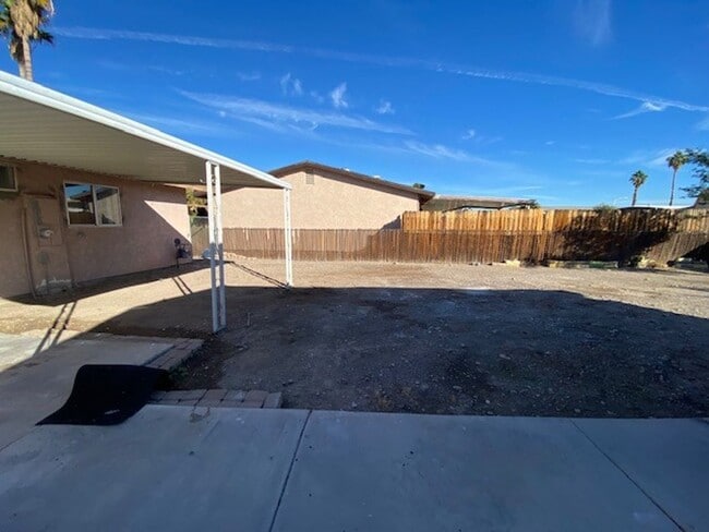 Building Photo - 2BR 2BA HOME-Fenced Yard & Workshop Garage, RV-Boat