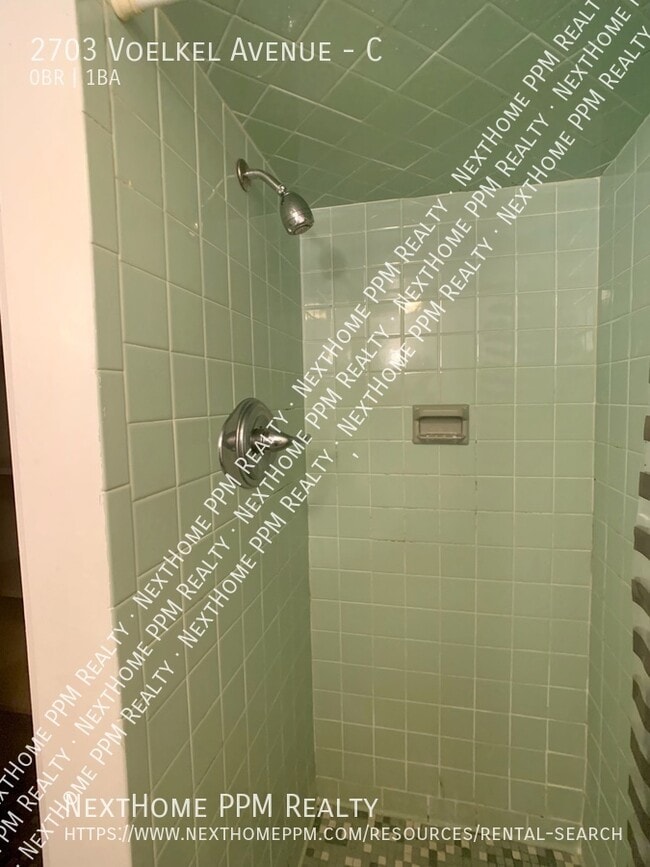 Building Photo - 2703 Voelkel Ave