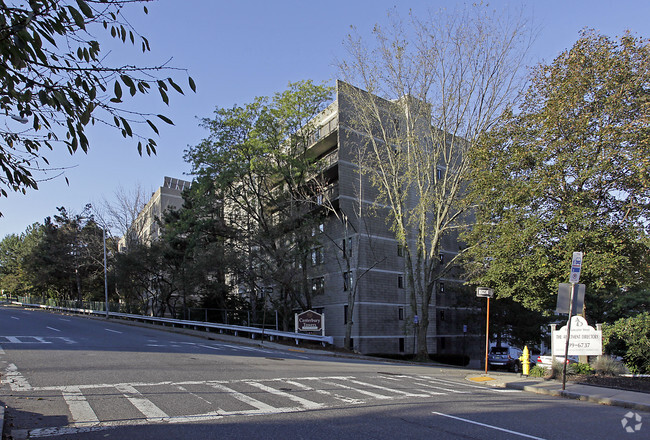 Primary Photo - Canterbury Towers