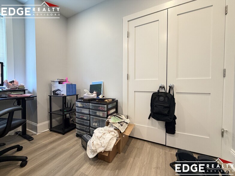 Building Photo - 64 North Beacon St