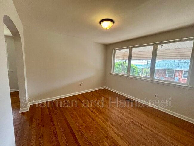 Building Photo - 1012 Georgia Ave