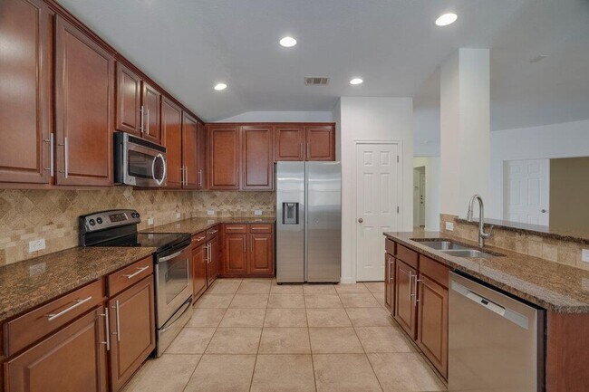 Building Photo - 30126 Bumble Bee Dr
