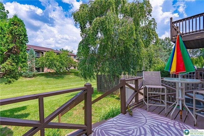 Building Photo - 4531 N Hedgerow Dr