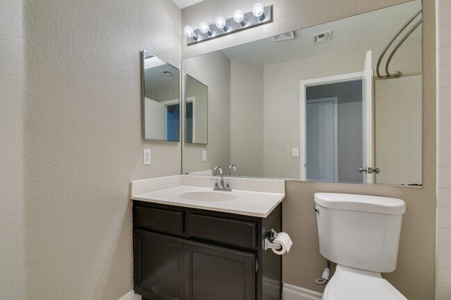 Building Photo - 437 Waterwheel Falls Dr