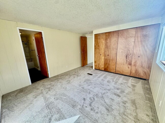 Building Photo - Large Yard 3bd 2ba Home in Long Beach!