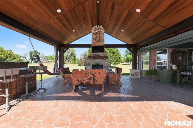 Building Photo - 654 Timber Creek Rd