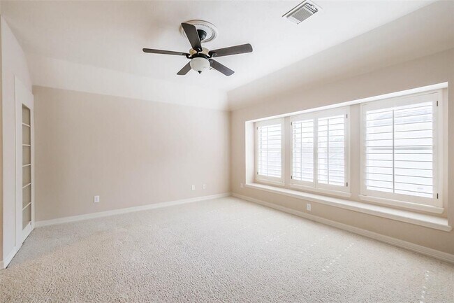 Building Photo - 12411 Santiago Cove Ln