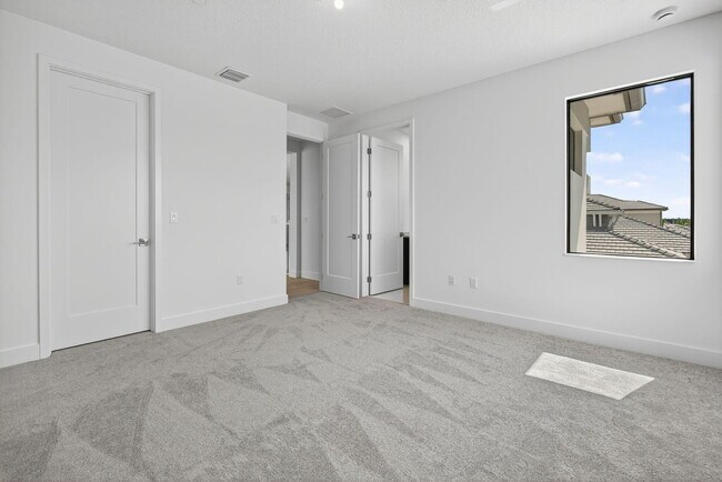 Building Photo - 10026 Skyloft St