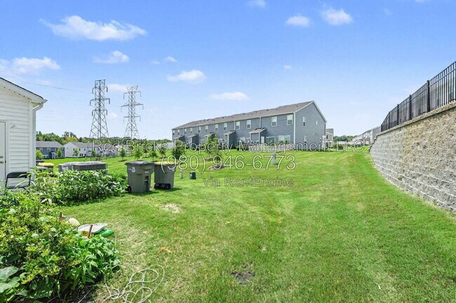 Building Photo - 2043 Old Rivers Rd