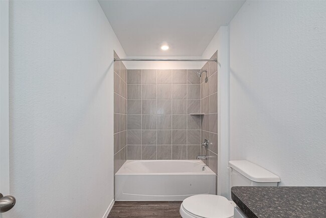 Building Photo - 6018 Alberta Fls Dr