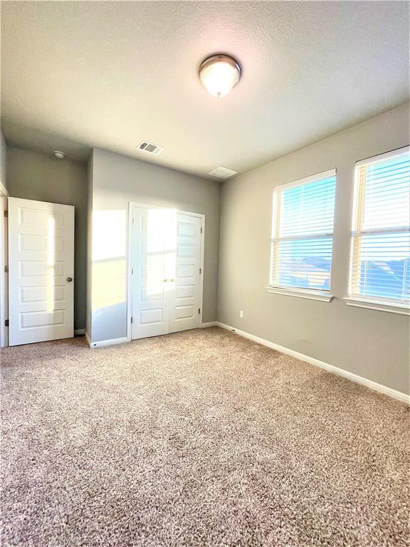Building Photo - 113 Peruvian Ln