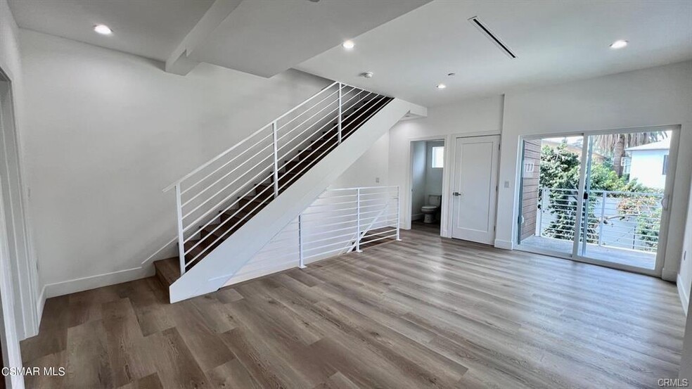 Building Photo - 5635 Klump Ave