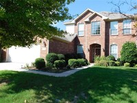 Building Photo - 748 Clear Water Dr