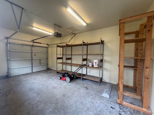 Building Photo - 2907 Janes Creek Dr