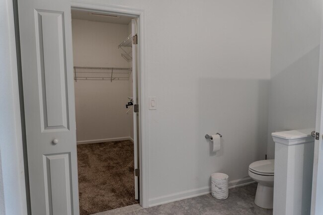 Building Photo - 561 Hatteras Rd