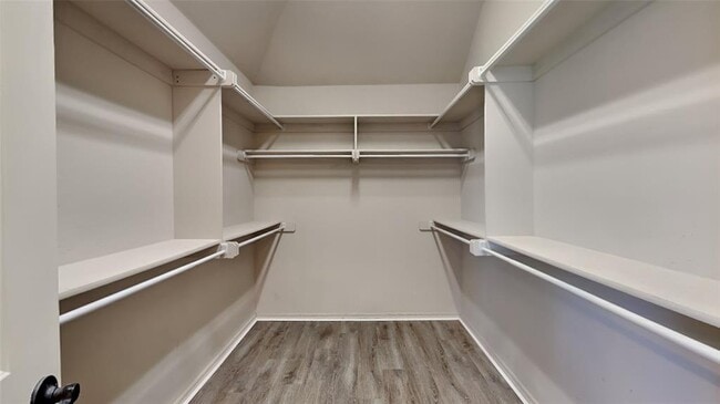 Building Photo - 5720 St James Pl