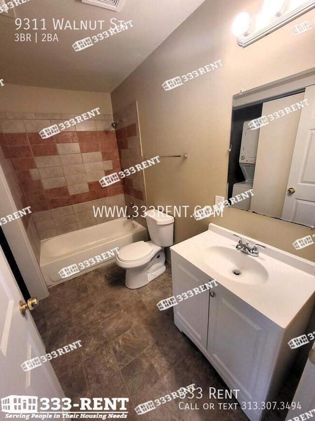 Building Photo - 9311 Walnut St