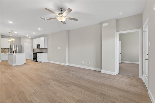 Building Photo - 518 Blanton St