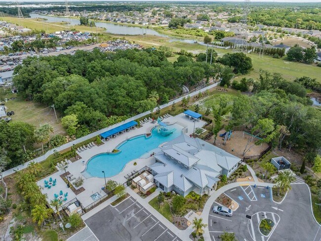 Building Photo - 7012 Holly Heath Dr