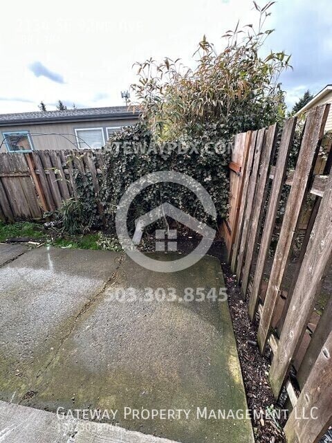 Building Photo - 2134 SE 92nd Ave