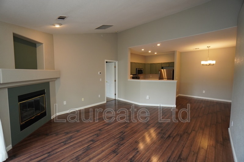 Building Photo - 7474 S Alkire St