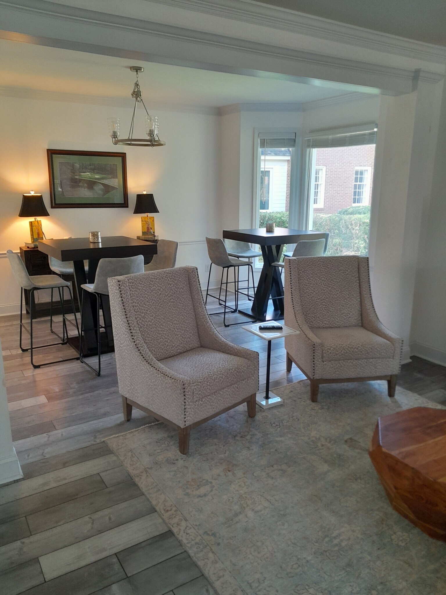 Building Photo - 2301 Willow Creek Ct E