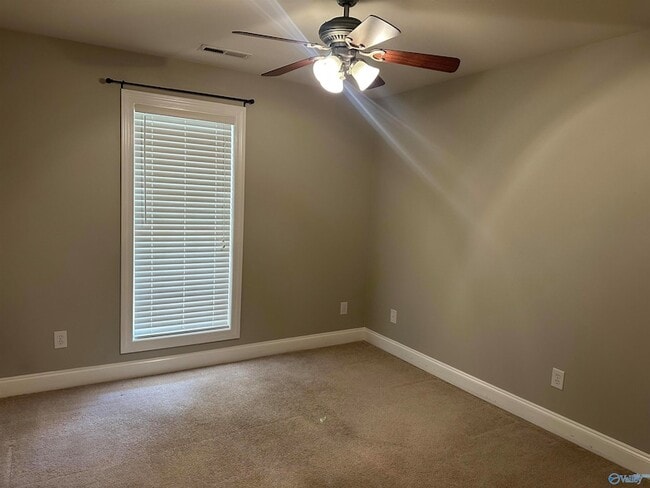 Building Photo - 101 Fawn Forest Dr