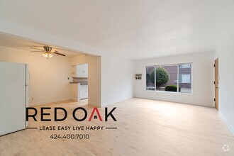 Building Photo - Spacious and Bright One Bedroom with Beaut...