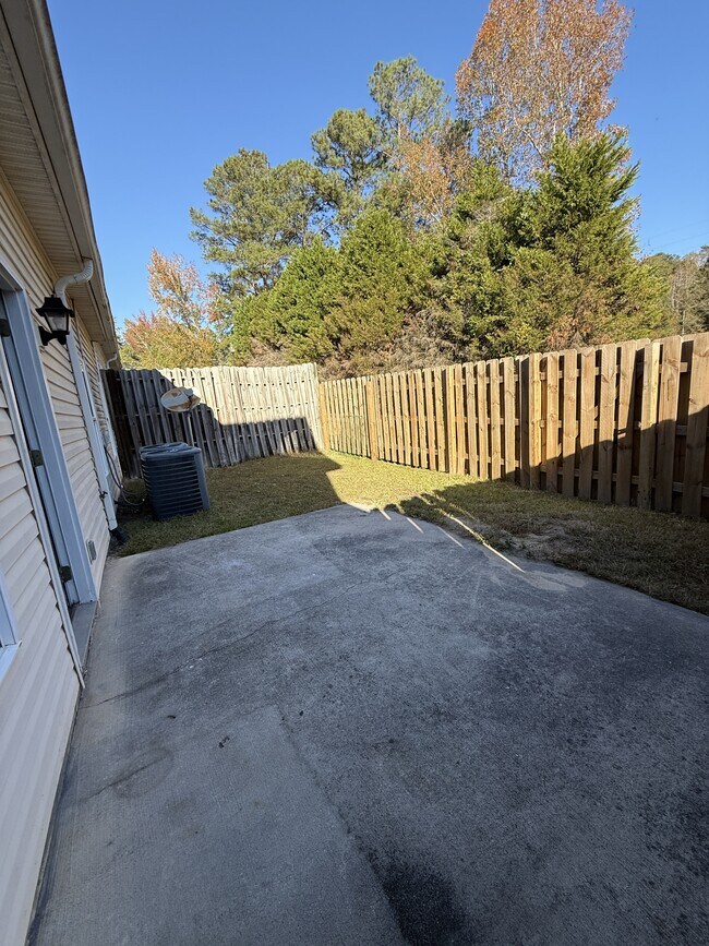 Building Photo - 4304 E Barcelona Way