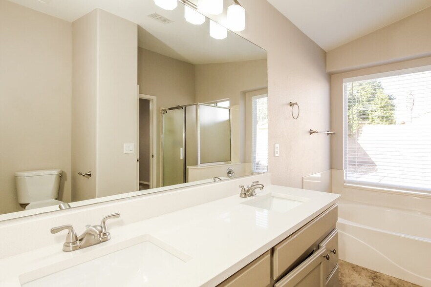 Building Photo - 9830 W Runion Dr