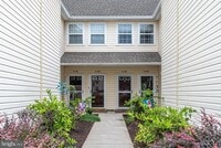 Building Photo - 127 Horseshoe Dr