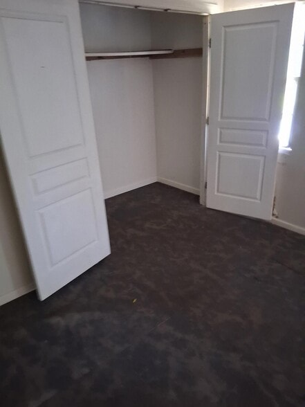 Building Photo - 3645 McCasland Ave