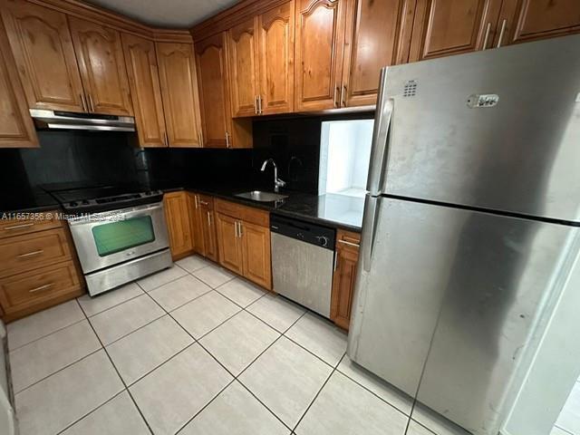 Building Photo - 9159 SW 77th Ave