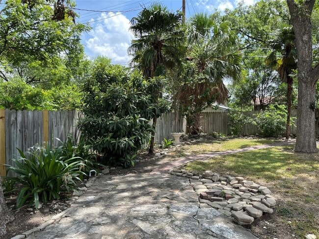 Building Photo - 8303 Burrell Dr