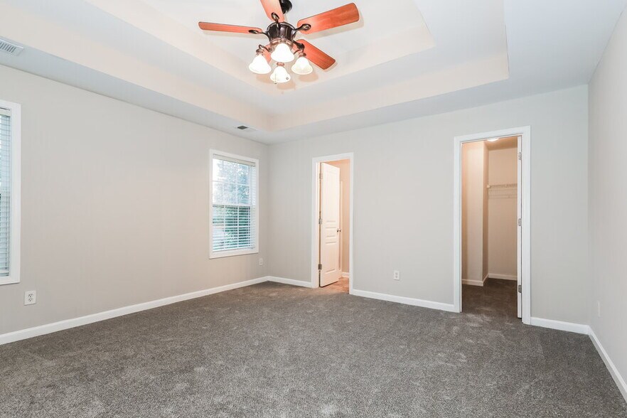 Building Photo - 848 Betsy Ross Trail