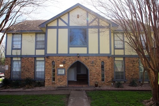 Primary Photo - Willowrun Apartments