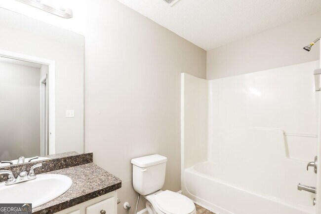 Building Photo - 7719 Briar Forest Ln