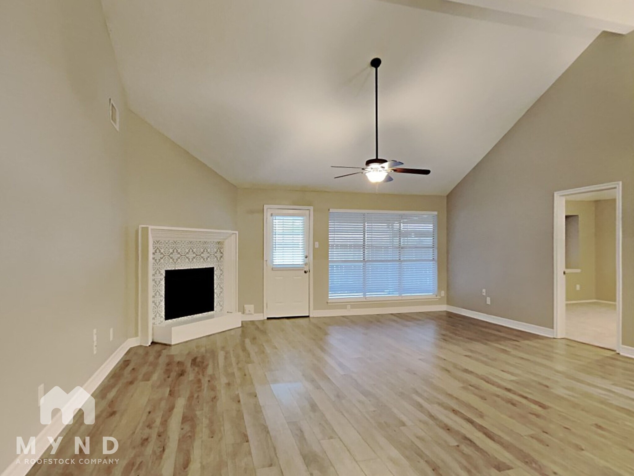 Building Photo - 3006 Avanti Ct