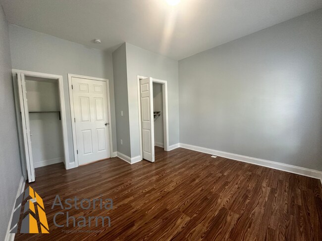 Building Photo - Updated 2 Bedroom 1.5 Bath Home with Deck,...