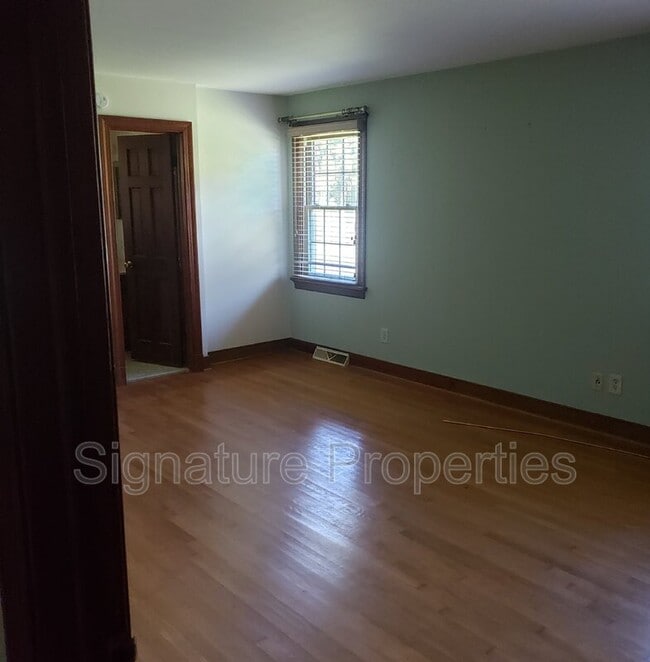 Building Photo - 7285 Beulah Church Rd