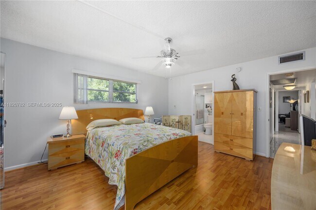 Building Photo - 2504 Antigua Terrace